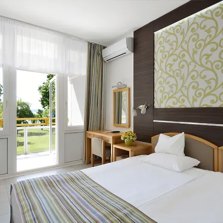 Hotel Danubius Marina 3*