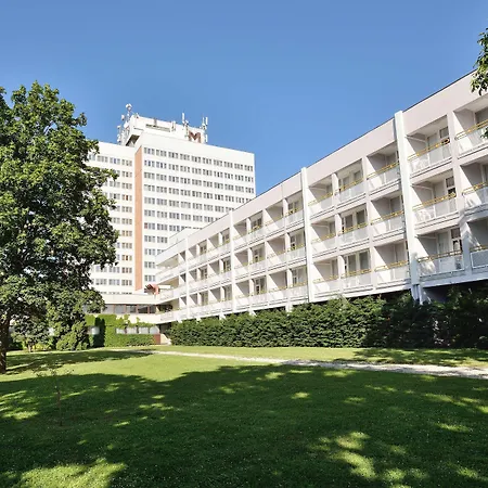 Hotel Danubius Marina 3*