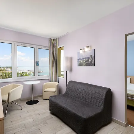 Danubius Marina Hotel 3*