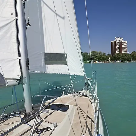 Hotel Danubius Marina 3*