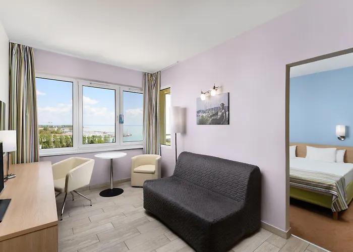 Danubius Marina Hotel 3*